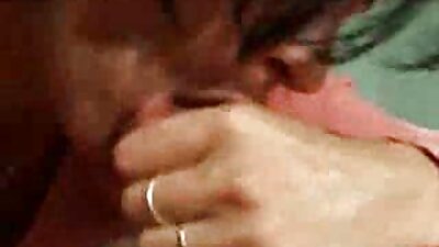 สามีตื่นเต้นติดภรรยาของเขาในห้องอาบน้ำกระเจี๊ยวใหญ่ในหี . วิดีโอ โป๊ ฟรี