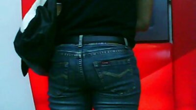สีบลอนด์นั่งบนกระเจี๊ยวสีดำตัวแรกของขนาดนี้. ดู วี ดิ โอ โป๊