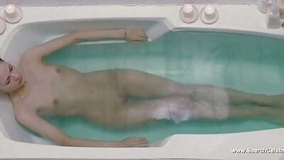 ความงาม Deni Daniels วิ ดิ โอ หนัง โป้ fucks กับสองคนผิวดำในเวลาเดียวกัน